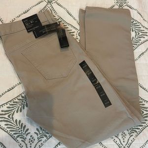 Men’s Banana Republic khaki colored pant 32/30 NWT